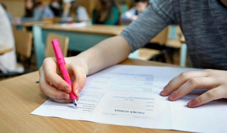 BAC 2026. Astăzi este ultima zi de înscriere pentru examen. Din 8 iunie încep probele orale, iar la Limba română evaluarea se face pe trei niveluri de competență