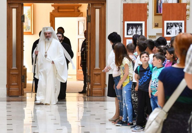 Patriarhul Daniel, mesaj de început de an școlar 2026-2027: ora de Religie contribuie la formarea de valori și comportamente ale elevilor